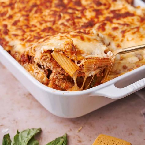 Rigatoni Al Forno (Baked Rigatoni) Rigatoni With Meat Sauce, Rigatoni Recipes, Baked Rigatoni, Best Pasta Recipes, Beef Sausage, Copykat Recipes, Yummy Pasta Recipes, Mediterranean Dishes, Easy Pasta Recipes