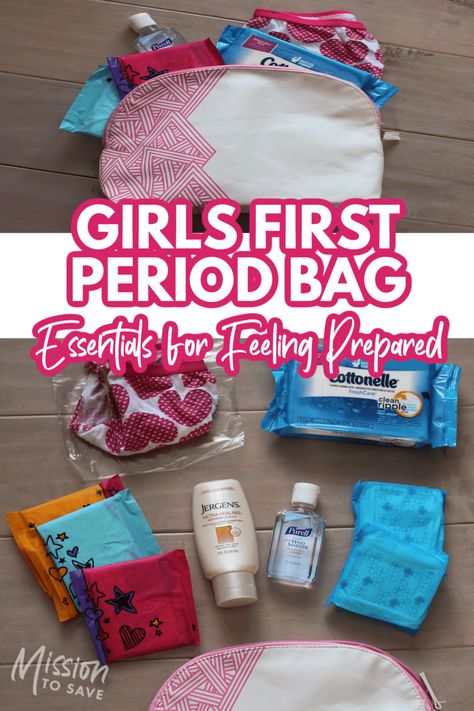 Help your tween feel prepared by creating this girls first period bag.  A few simple, yet essential personal care items can help a tween girl feel prepared. Period Pouch Ideas, Teen Period Kit, Period Pouch, Period Starter Kit, Period Bag, Emergency Kit For Girls, Period Party, Period Supplies, Period Box