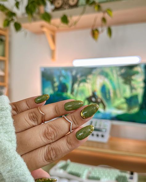 Gave my nail artist a little challenge with these nails but I loved the end result 🌿🍃 Legend of Zelda inspired nails because it has become my favorite video game series, I want to live inside the world. My first Zelda game was Breath of the wild and I’m currently playing TOTK and now I want to go back and play all of the old games 🥰 Legend Of Zelda Nails, Video Game Nails, Zelda Nails, Wild Nails, Zelda Game, Inspired Nails, Old Games, Breath Of The Wild, Nail Artist