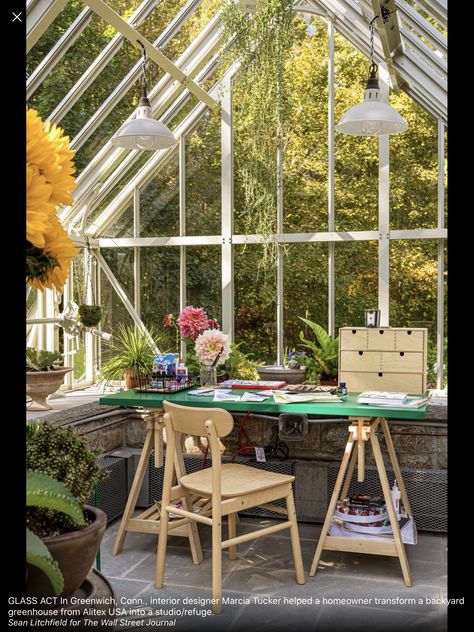 Garden Shed Office, Green House Home, Greenhouse Office, Hidden Office, Micro Living, Farmhouse Home Design, Shed Office, Art Shed, Art Studio Design