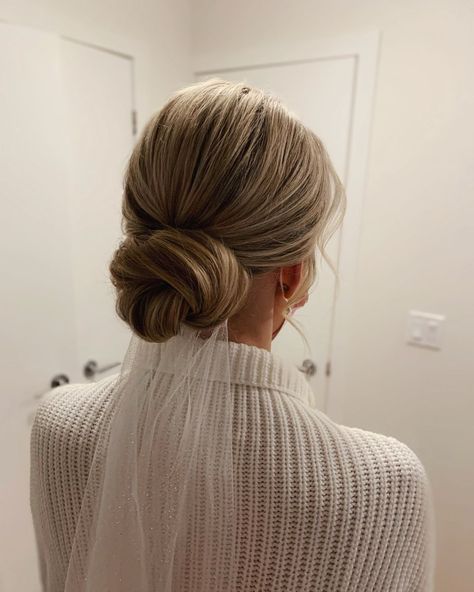 #Bridalupdo #bridalhair #Bridesmaidshair #Bridalbun #wedding #weddingideas #weddinghair #bridesmaid #hairstyles #hair #updo #lowbunhairstyles Summer Bridal Updo, Classy Bridal Updo With Veil, Bridal Bun With Veil On Top, Low Bun Wedding Hair With Extensions, Modern Bridal Updo With Veil, Hair Updos Wedding Bride, Low Bun With Veil Underneath, Wedding Hair Updo Ponytail, Natural Wedding Updo