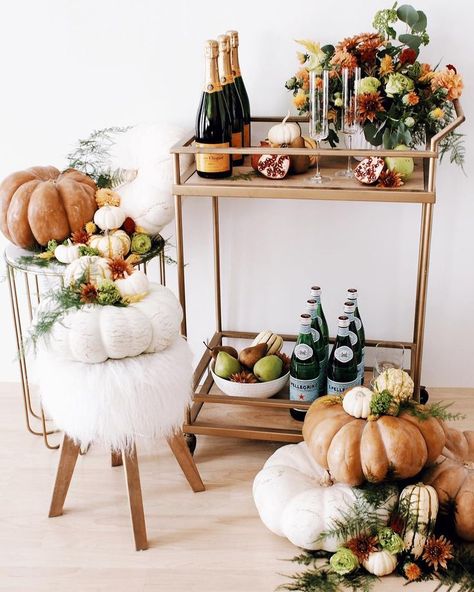 pumpkin bar cart decor via @afabulousfete on instagram Thanksgiving Bar Cart, Fall Bar Cart, Pumpkin Bar, Thanksgiving Decorating, Modern Thanksgiving, Instagram Decor, Gold Bar Cart, Bar Cart Styling, Cart Decor