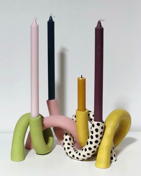 Check more at https://howcandothis.com/diyideas/50920/ Clay Candle Holders, Candle Crafts, Clay Candle, Candle Stands, Sculptures Céramiques, Diy Candle Holders, Pottery Inspiration, Diy Ceramic, Keramik Design