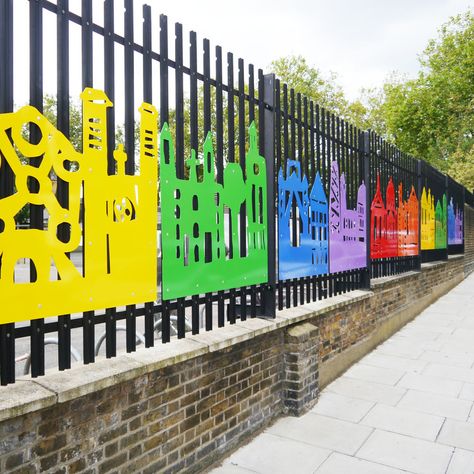 Outdoor Art Projects, School Signage, Diy Kids Playground, Interpretive Signage, Fence Wall Design, Primary School Art, School Building Design, Donor Wall, Fence Art