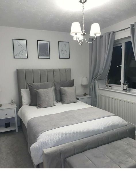 Grey And White Small Bedroom Ideas, Room Decor Ideas White And Grey, Grey Room Decor Bedroom, Grey Dressing Room, Bedroom White And Grey, Bedroom Ideas White Walls, Grey Room Ideas Bedroom, Grey And White Bedroom Ideas, Grey Bedroom Ideas