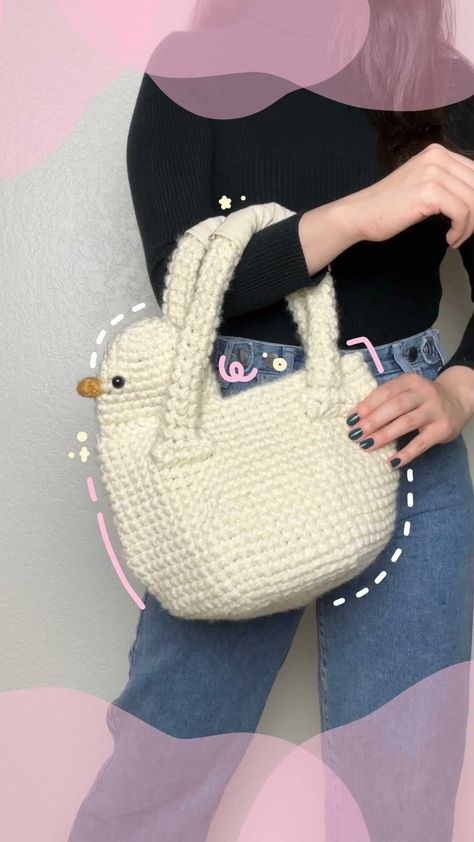 🌱 jasmine 🌱 | Edit: pattern is out on my Etsy! I spent two weeks crocheting and sewing this duck bag! It has two pockets that are lined with cotton to… | Instagram Duck Bag, Bag Pattern, Sewing, Crochet, Pattern