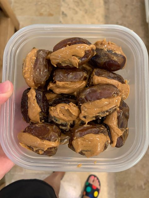 Date With Peanut Butter, Peanut Butter And Dates, Chocolate Covered Dates Peanut Butter, Dates Peanut Butter Chocolate, Peanut Butter Aesthetic, Date Food Ideas, Dates And Peanut Butter, Dates With Peanut Butter, Date Snacks