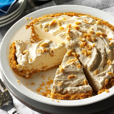 Butter Cream Pie Recipe, Peanut Butter Cream Pie, Peanut Butter Cream, Coconut Dessert, Keylime Pie Recipe, Brownie Desserts, Cream Pie Recipes, Peanut Butter Desserts, Refreshing Desserts