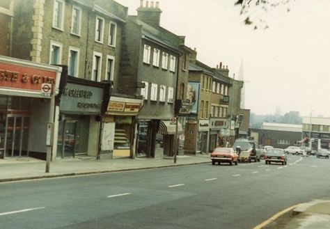 Forest Hill In South East London England In 1973 Knotting Hill London, Forest Hill London, Parliament Hill London, Richmond Upon Thames London, East End London Victorian, Forest Hill, Interview With The Vampire, Crystal Palace, East London