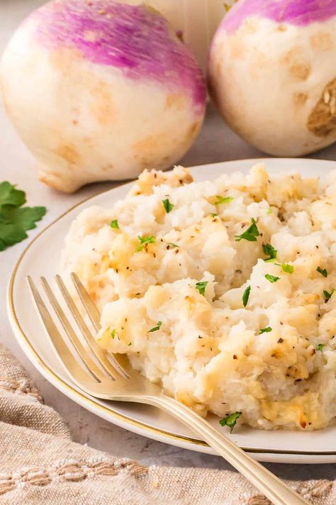 Turnip Casserole - An easy holiday side dish your family will love. Make these turnips delicious with just sugar, butter, and milk. Red Turnip Recipes, Turnip Puff Recipe, White Turnip Recipes, Recipe Turnips, Turnip Root Recipes, Turnips Recipe Southern Style, Baked Turnips, Turnip Casserole, How To Cook Turnips