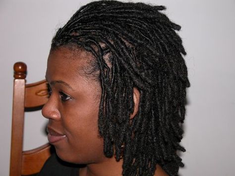 Looks like teenage stage locs. Locs Starting, Loc Crown, Short Dread Styles, Loc Hair Styles, Short Locks, Loc Maintenance, Locs Natural Hair, Locs Natural, Twists Braids