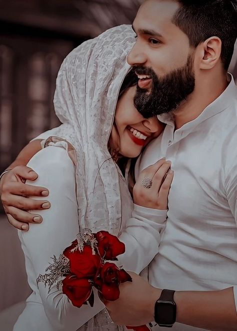 Best Couple Pics For Dp, New Photo Style, Couple Pics For Dp, Drawing People Faces, Cute Couples Photography, Cute Muslim Couples, Best Poses For Pictures, Love Couple Photo, Cute Couple Poses