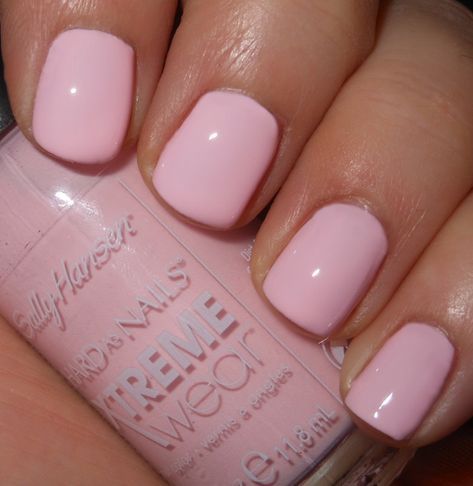 I have a new Sally Hansen Xteme Wear polish to share with you today. These really havent caught... Clear Pink Nail Polish, Sally Hansen Gel Nail Polish, Sally Hansen Gel Nails, Sally Hansen Gel, Pink Pedicure, Blush Pink Nails, Sally Hansen Nail Polish, Pedicure Designs Toenails, Baby Pink Nails