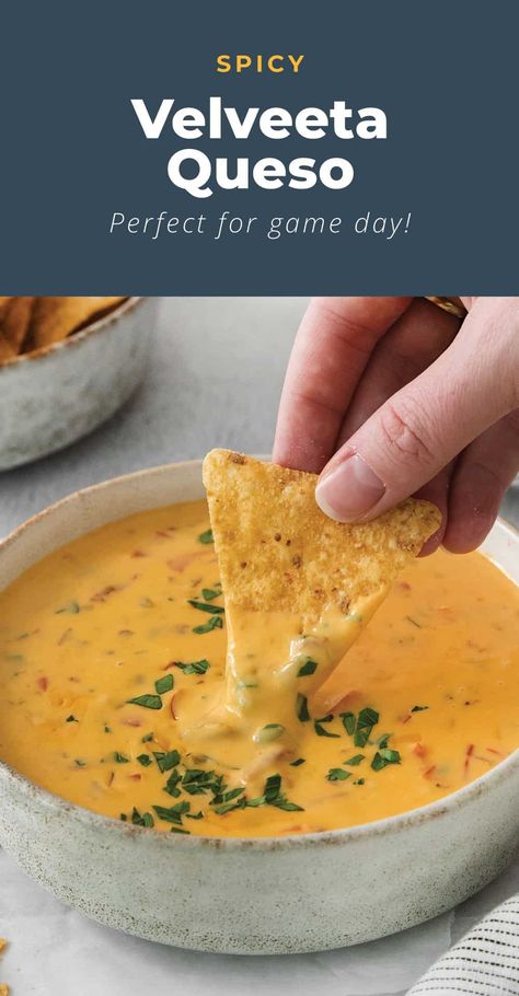 15-Minute Velveeta Queso - The Cheese Knees Velveeta Queso Dip, Easy Beef Nachos, Queso Dip Velveeta, Velveeta Cheese Dip, Spicy Cheese Dip, Velveeta Queso, Garlic Parmesan Fries, Queso Dip Recipes, Cheesy Breadsticks