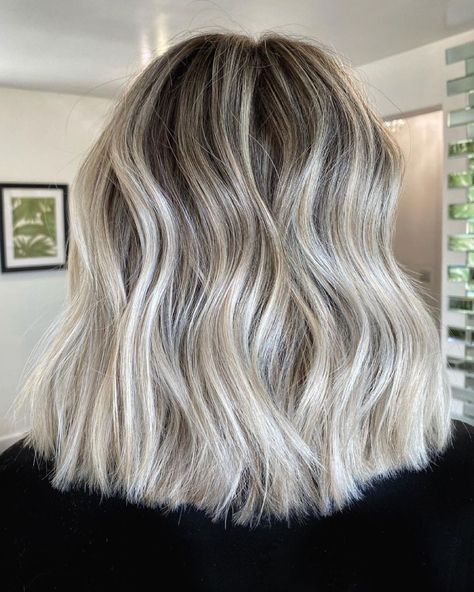 Low-Maintenance Silver Blonde Hair Blonde Ice Highlights, Fall Icy Blonde Hair Color, Brunette To Ash Blonde, Icy Blonde With Lowlights, Root Stretch Hair, Blonde Hair With Shadow Roots, Root Stretch Hair Blonde, Silvery Blonde Hair, Shadow Root Blonde