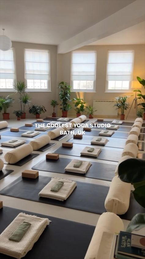 Check out Bath’s newest Yoga & Wellness Studio in the heart of the City Centre. The Space hosts Yoga, Pilates, Sound Healing, Weekend… | Instagram Cozy Massage Room, Meditation Business, Yoga Cafe, Health Studio, Yoga Studio Design Ideas, Spa Massage Room, Yoga Room Design, Massage Room Decor, Massage Therapy Rooms