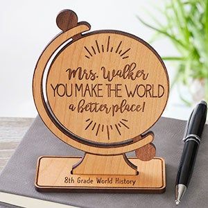 Wood Laser Gifts, Teacher Laser Gifts, Teachers Day Gift Ideas Products, Laser Engraving Ideas Gifts, Wood Laser Ideas, Wood Keepsake, Educator Gifts, Cute Teacher Gifts, Laser Cut Wood Crafts