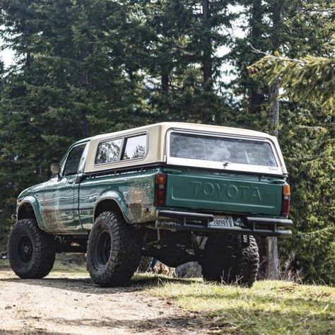 Old Off Road Vehicles, Old Toyota Trucks, Off Road Cars, Toyota Chinook, Offroad Trucks 4x4, Old Toyota, Toyota Trucks 4x4, Toyota Offroad, Ranger Car