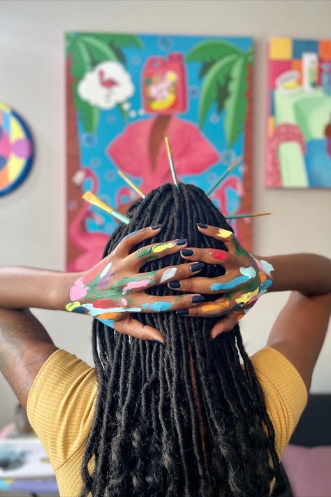 Black Art Teacher Aesthetic, Artist Aesthetic Black Woman, Art Studio Photoshoot Ideas, Black Painter Aesthetic, Full Time Artist Aesthetic, Art Content Creator Aesthetic, Painters Photoshoot, Graphic Artist Aesthetic, Black Woman Artist