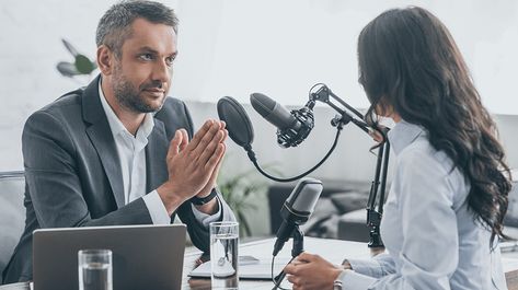 How to Get Interviewed on Popular Podcasts Finance Podcasts, Serial Podcast, Popular Podcasts, Small Business Trends, Podcast Interview, Financial Growth, Manage Your Money, Traditional Advertising, Radio Host