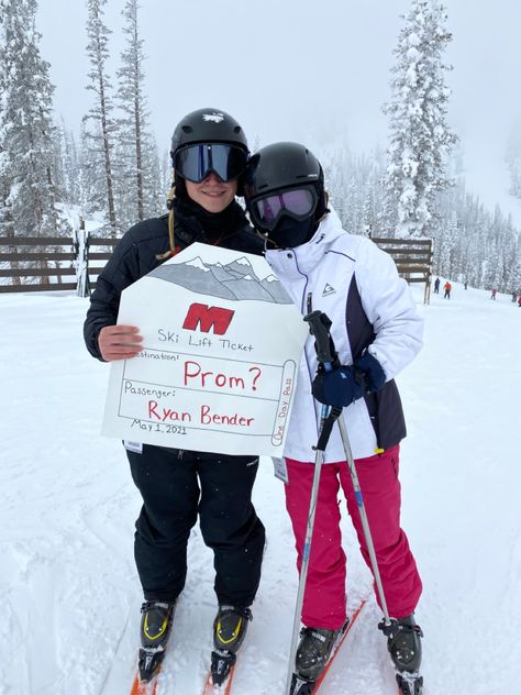 Ski Promposal, Snowboarding Hoco Proposal, Skiing Hoco Proposals, Winter Formal Proposal Ideas For Guys, Twerp Proposals, Snowcoming Proposal, Tolo Proposal Ideas, Dance Promposal, Proposal Signs