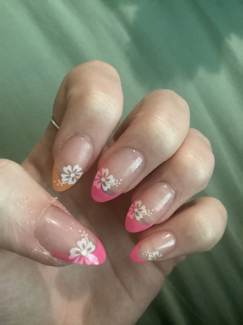 #nails #nailart #coconutgirlnails #beach #inspiration #ideas #happy Coconut Girl Nail Ideas, Beach Girl Nails, Coconut Girl Nails, Beach Girl Aesthetic, Preppy Beach, Beachy Nails, Beachy Aesthetic, May Nails, Cute Gel Nails