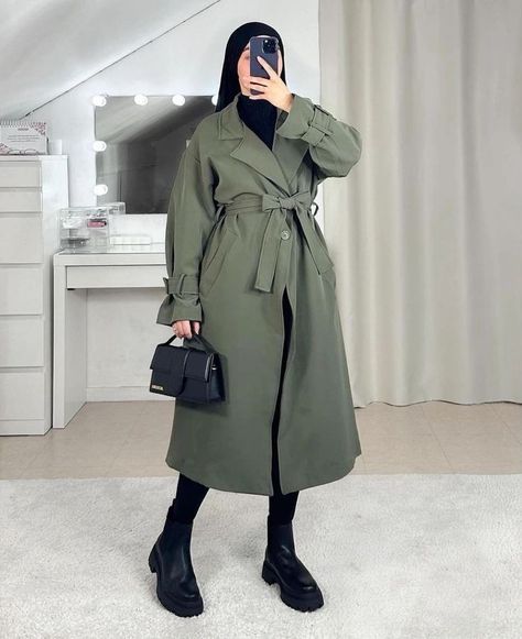 Hijab Fashion Winter, Stylish Outfits Casual, Hijab Fashion Summer, Modest Dresses Fashion, Best Winter Outfits, Trench Coat Outfit, Hijab Fashionista, Muslim Outfits Casual, Hijabi Fashion Casual