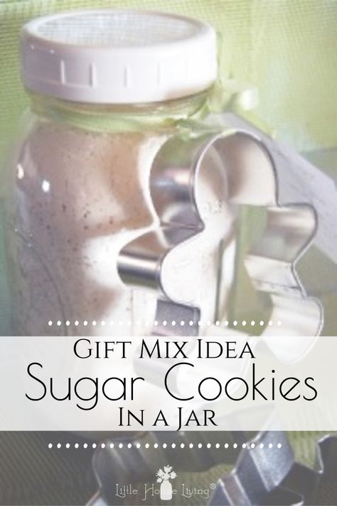 I love homemade mixes!  This recipe for Sugar Cookies in a Jar is no exception. It's perfect to have on hand to make a quick batch of cookies or to give as a gift! #sugarcookies #sugarcookiesinajar #cookiemixinajar #giftideas #homemadegifts #simpleChristmas Sugar Cookie Mix In A Jar, Sugar Cookie In A Jar Recipe, Cookies In A Jar Recipe, Cookie Mix In A Jar Recipe, Recipe For Sugar Cookies, Cookie Mix In A Jar, Jar Mixes, Baking Tricks, Mason Jar Cookies Mix