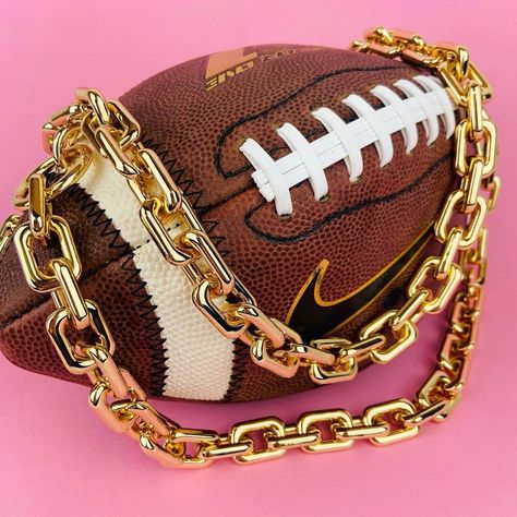 Football Bag, Basketball Bag, Novelty Purses, Crochet Slippers Free Pattern, Unique Handbags, Black Leather Top, Nike Nfl, Luxury Purses, Fancy Bags