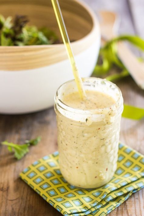 Vegan Italian Dressing, Honey Mustard Salad Dressing, Mustard Salad Dressing, Sauce Béarnaise, Italian Dressing Recipes, Creamy Ranch Dressing, Homemade Honey Mustard, Bearnaise Sauce, Resep Salad