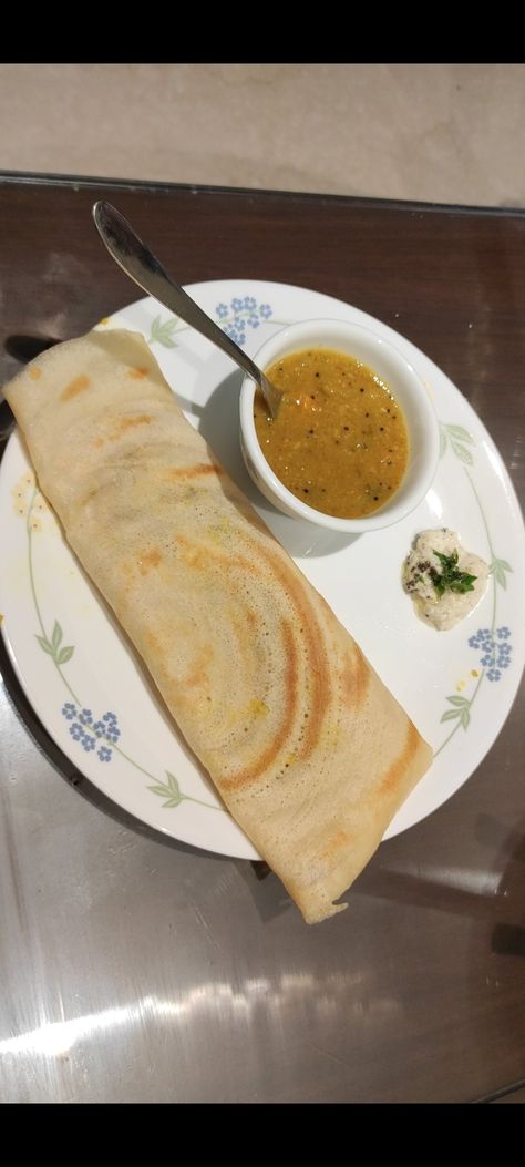 Dosa Snapchat Story At Home, Dosa Snap, Homemade Food Snapchat Story, Loyal Quotes, Story Food, Cake Story, Funny Snapchat, Food Captions, Healthy Food Inspiration