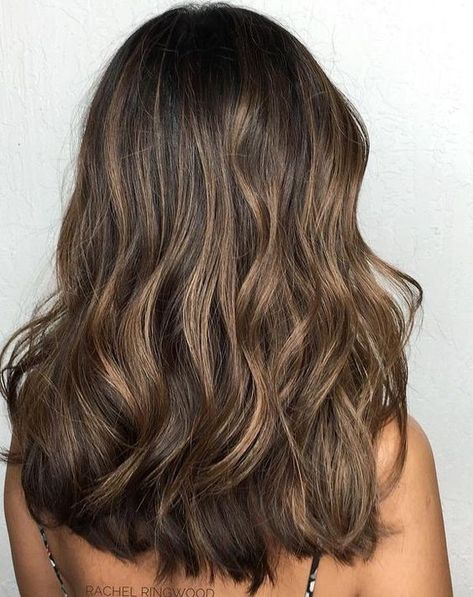 Lighter Hair, Hair Dark, Brown Hair Balayage, Short Hair Balayage, Penteado Cabelo Curto, Brown Blonde Hair, Medium Length Hair, Hair Color Balayage, Dark Blonde