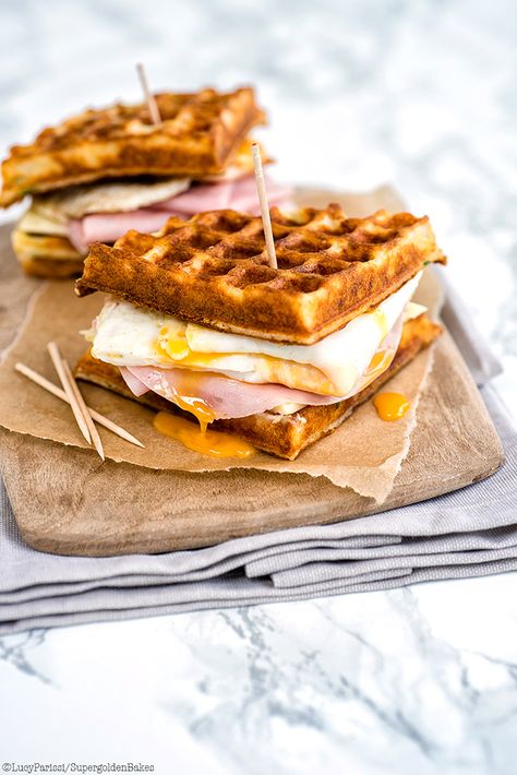 Parmesan Waffles, Waffle Sandwich Breakfast, Breakfast Food Truck, Waffle Sandwiches, Egg Sandwich Breakfast, Menu Sarapan Sehat, Waffle Sandwich, Breakfast And Brunch, Breakfast Waffles