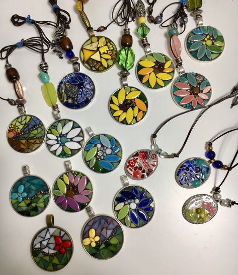 Laura Mckellar, Mosaic Pendants, Mosaic Necklace, Mosaic Rocks, Micro Mosaic Jewelry, Mosaic Jewelry, Mosaic Garden Art, Mosaic Birds, Mosaic Art Projects