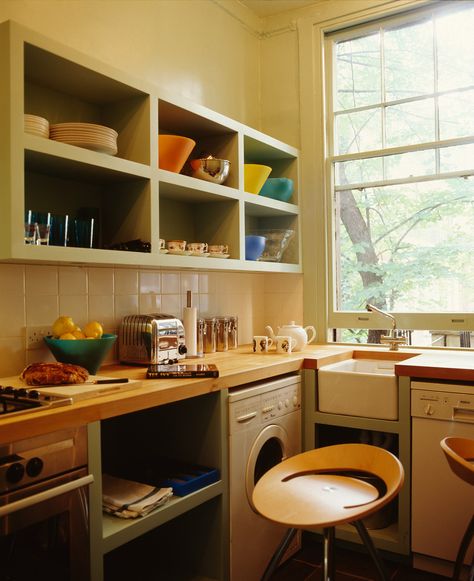 1940 Kitchen, 90s Interior Design, 90s Kitchen, 90s Interior, 90s House, Loft Style Apartment, Flat House, 90s Home, 1940s Home