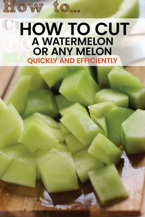 How To Cut Melon, Cut A Watermelon, Fruity Snacks, How To Cut Onions, Backyard Bbq Party, Basic Cooking, Amazing Food Hacks, Over Easy Eggs, Cut Watermelon