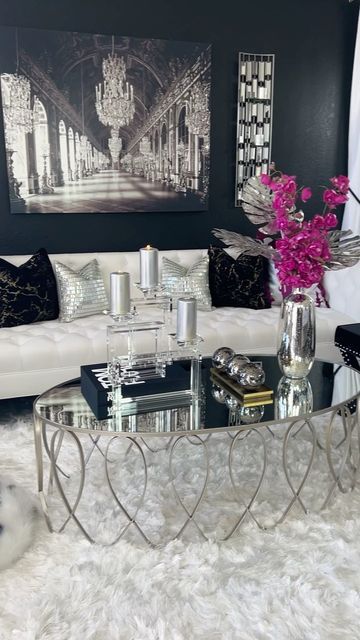 Silver Living Room Decor Ideas, Silver Living Room Decor, Silver Living Room, New Reel, Silver Pillows, Black And White Living Room, Living Room And Dining Room, White Living, Glam Decor