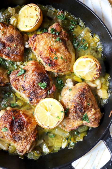 Chicken And Leek Recipes, Keto Chicken Thighs, Asparagus Casserole, Braised Chicken Thighs, Leek Recipes, Lime Recipes, Chicken Meals, Spring Nights, Braised Chicken