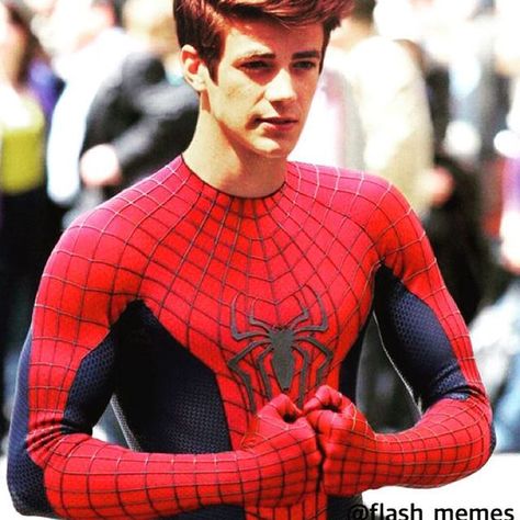 Grant Gustin Flash, The Flash Season 1, Flash Funny, Super Hero Shirts, Flash Barry Allen, The Flash Grant Gustin, Wonder Woman Movie, Spiderman Costume, Green Lantern Corps