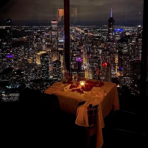 Candle Light Dinner Romantic Couple, Gf Proposal, Penthouse Bedroom, Vision Goals, Nyc Penthouse, New York Penthouse, Billionaire Lifestyle Luxury Living, Romantic Date Night Ideas, Cozy Restaurant