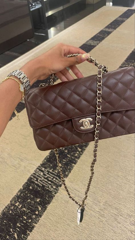 Brown Chanel, Brown Chanel Bag, Chocolate Brown Chanel Bag, Chanel Bag Outfit, Statement Handbag, Luxury Bags Collection, Stylish Purse, Bag Obsession, Side Bags