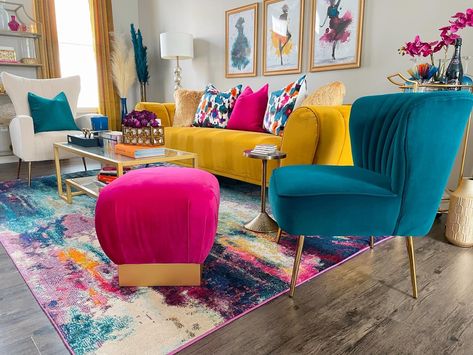 Inspirational Living Room Ideas, Turquoise And Pink Living Room, Teal Moodboard, Retro Living Room Ideas, Funky Living Room Ideas, Teal Couch Living Room, Dopamine Decorating, Colorful Living Room Bright, Jewel Tone Living Room