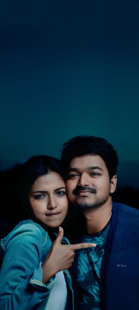 #vijay #thalapathy #Thalaiva Thalaiva Movie Images Hd, Thalaiva Movie Images, Vintage Vijay, Thalaiva Vijay, Vijay Photos, Pink Moon Wallpaper, Arjun Das, Vijay Actor Hd Images, Hitman Agent 47