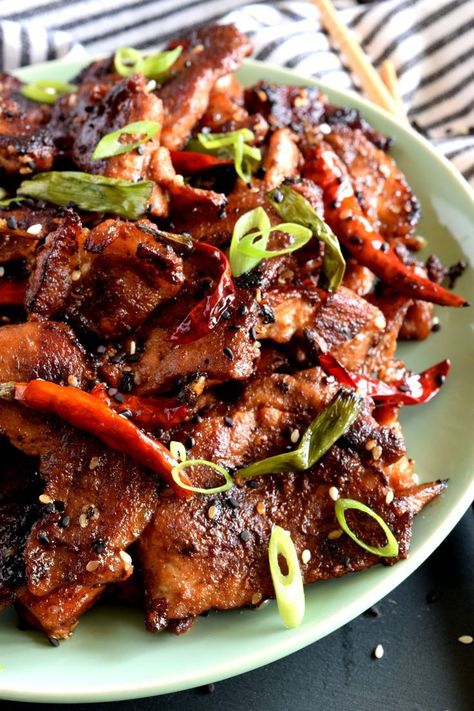 Keto Asian Pork Recipes, Pork Slices Recipes, Sliced Pork Recipes, Pork Tenderloin Asian, Korean Pork Recipes, Korean Pork Belly Recipes, Korean Pork Bulgogi, Spicy Pork Bulgogi, Korean Bbq Pork