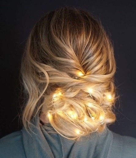 Holiday Hairstyles Easy, Hair Lights, Braided Chignon, Fairy Hair, Christmas Hairstyles, Holiday Hairstyles, Crazy Hair Days, Christmas Hair, Light Hair