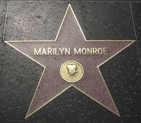 Marilyn Monroe Star on the Hollywood Walk of Fame, 1960 Gloria Steinem, Imperfection Is Beauty, Candle In The Wind, Joe Dimaggio, Hollywood Boulevard, Marilyn Monroe Photos, Norma Jean, Hollywood Walk Of Fame Star, Norma Jeane