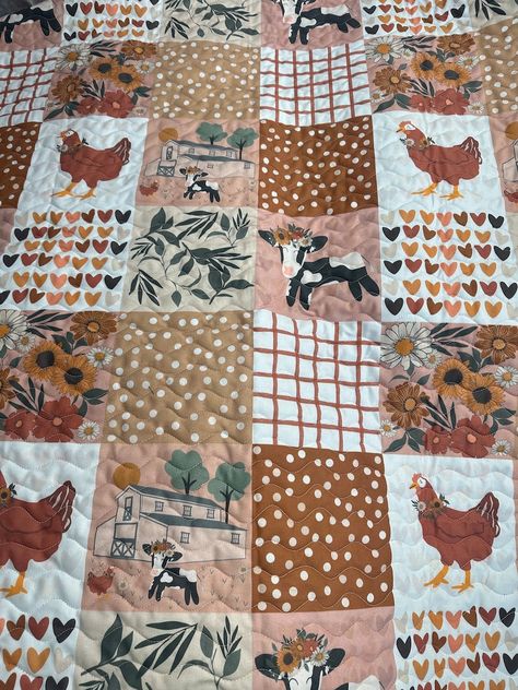 PolkaDotQuilterShop - Etsy Farm Diy Decor, Baby Quilt Blanket, Farm Animal Nursery Theme, Baby Farm Animals Nursery, Quilt Ideas For Beginners, Farm Animals Quilt, Modern Baby Quilts, Easy Quilt Patterns For Beginners, Farm Theme Nursery