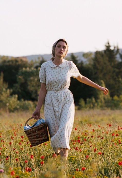 Astrid Berges Frisbey, Farm Girl, 인물 사진, Simple Life, Country Life, Country Living, Country Girls, Modest Fashion, Her Hair