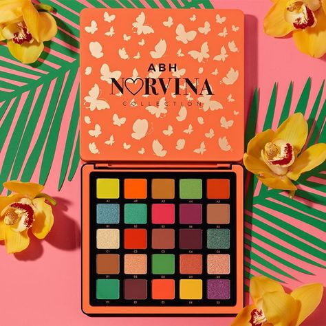 Artistic Makeup Looks, Pastel Eyeshadow Palette, Anastasia Beverly Hills Norvina, Pastel Eyeshadow, Anastasia Beverly Hills Brow, Makeup Pallets, Anastasia Beverly Hills Makeup, Beauty Bay, Makati