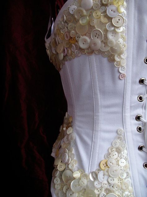 <3 BUTTONS  button corset - details back by learningtofly_katafalk, via Flickr Luxury Boned Corset For Costume, Spring Fitted Corset With Buttons, Corset Embellishment, Fitted Corset With Button Closure, Button Corset, Wire Corset, Coraline Collection, Corset Details, Embellished Corset